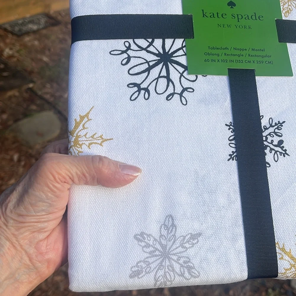 Kate Spade Snowflake Tablecloth 60 x 102 White w/ Black & Gold/Silver Cotton NWT